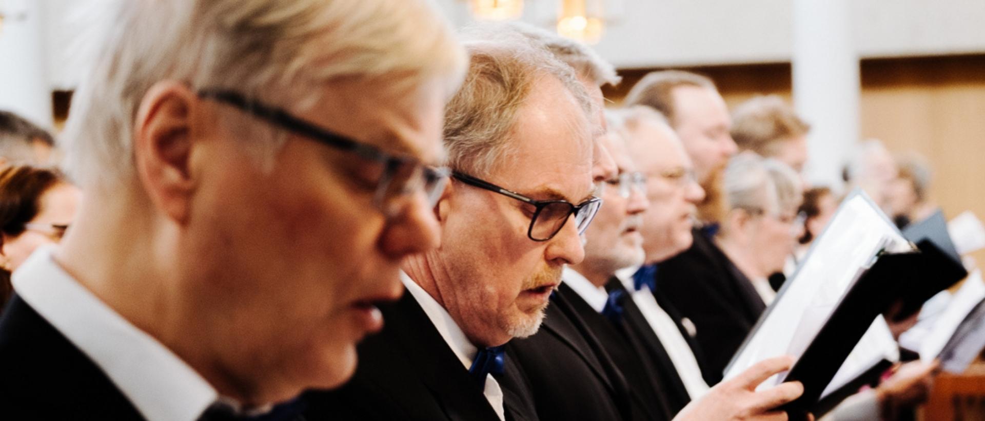 Mozartin Requiem – Kamarikuoro Barcarola ja kamarikuoro Chorus Sine Nomine Lauttasaaren kirkossa