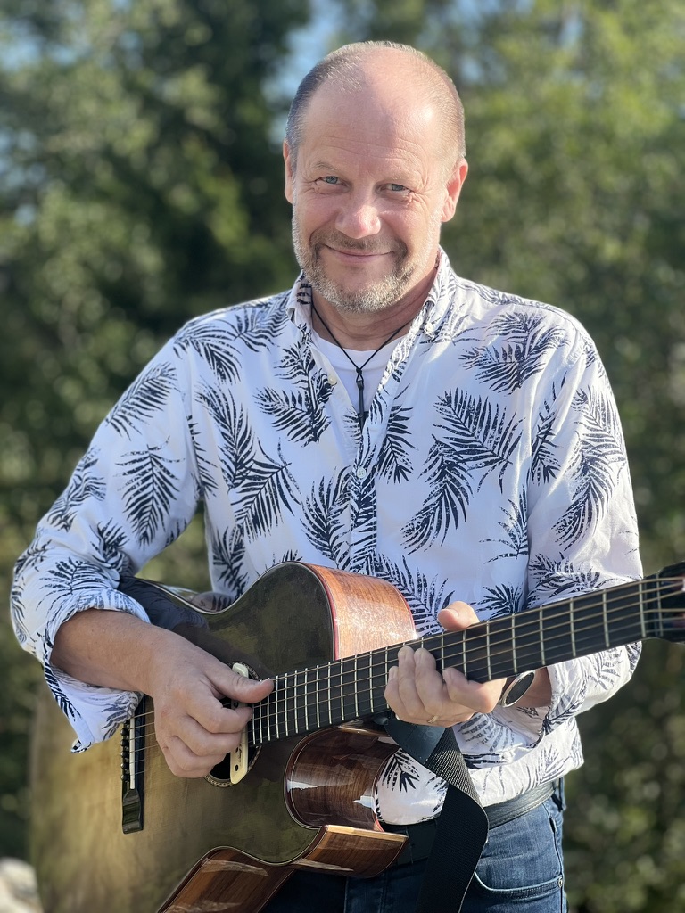 Trubaduuri Mikko Itäranta – Kitara – Uusikaupunki