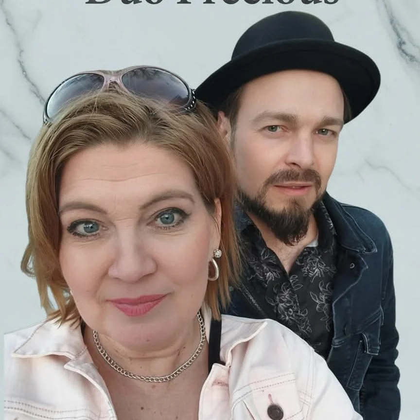 Duo Precious
